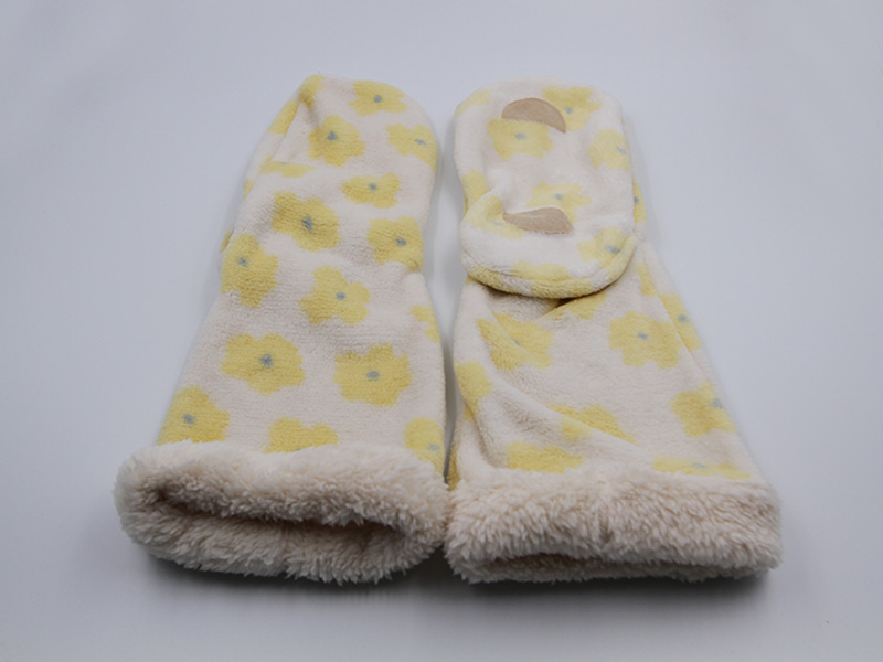 Japanese style non-slip printing foot cover with soft feeling-2