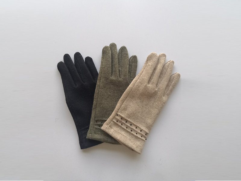 Pure color gloves for keeping warm